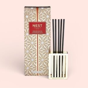 NIB NEST Birchwood Pine Liquidless Diffuser - 5 Sticks
